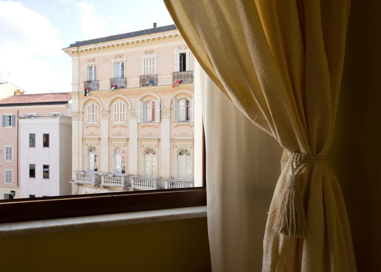 Piazza Azuni 18 Guest House Sassari Dış mekan fotoğraf